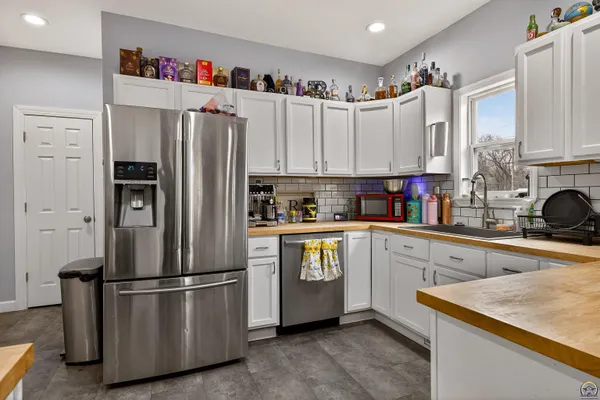 $179,900 | 625 New Jersey Avenue, Holton, KS 66436