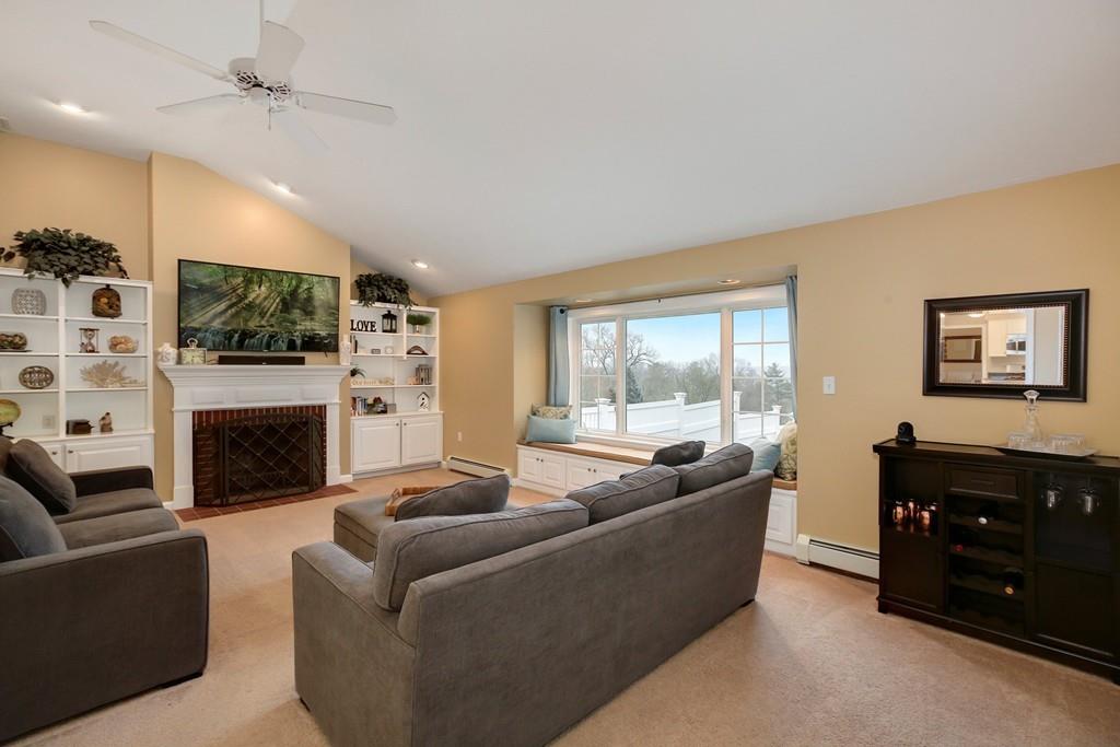 78 Sudbury Road Ashland, MA 01721 - Photo 4 of 42 Gallery Image 4