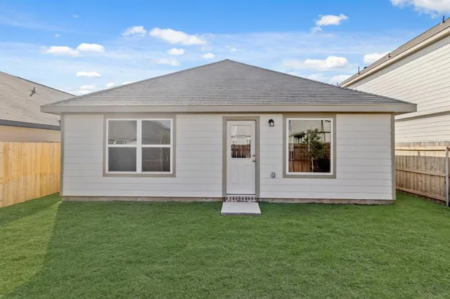 a front view of house with yard