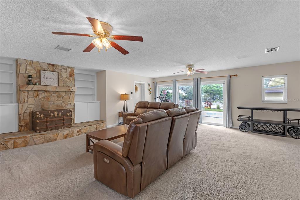 531 Gibson Road South Lakeland, FL 33813 - Photo 13 of 45 Gallery Image 13