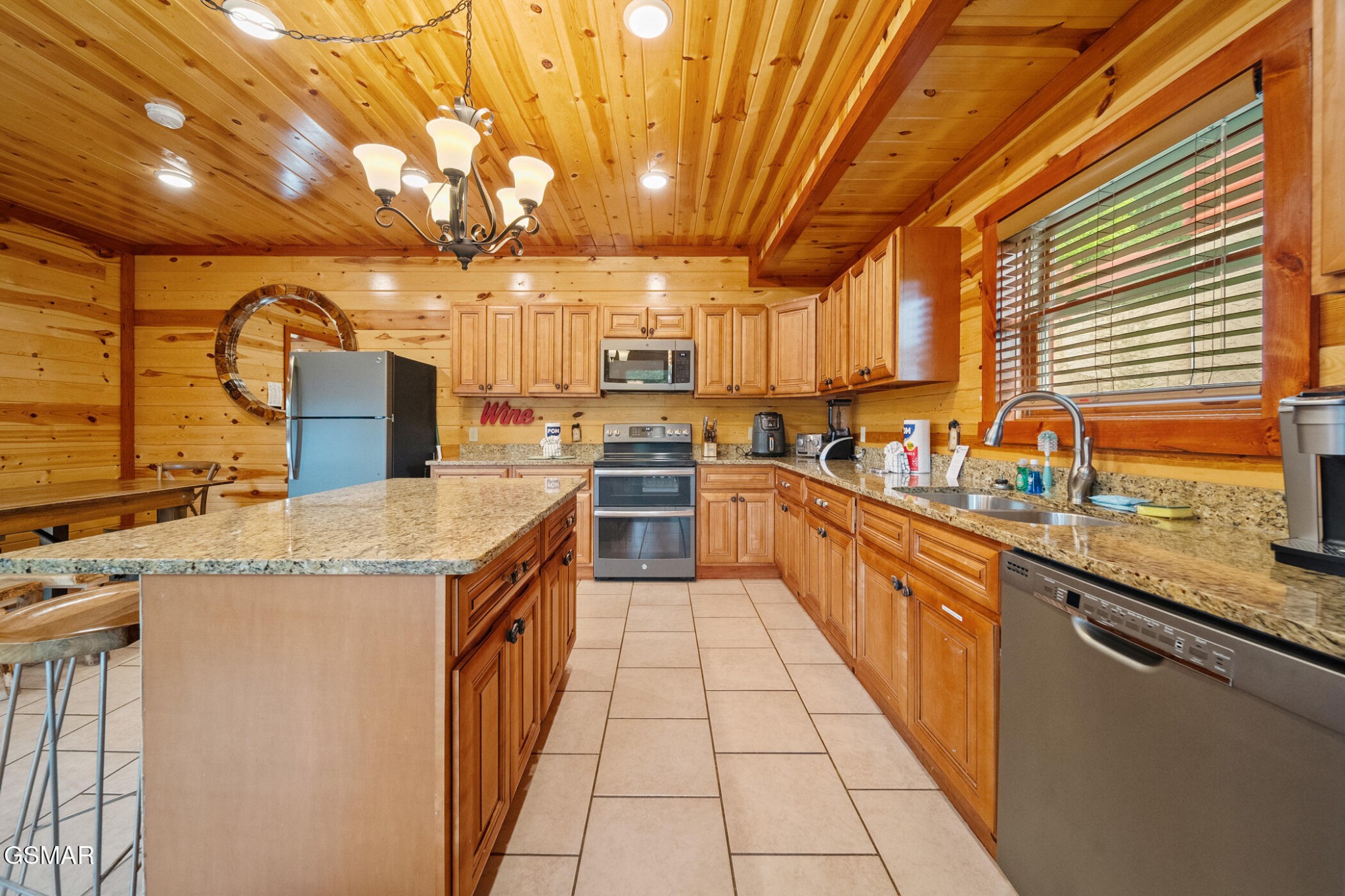 3238 Smoky Ridge Way Sevierville, TN 37862 - Photo 13 of 55 Gallery Image 13