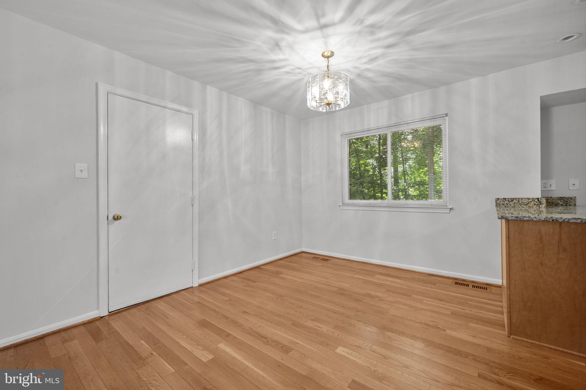 2422 Ivywood Road Reston, VA 20191 - Photo 15 of 72 Dining Area