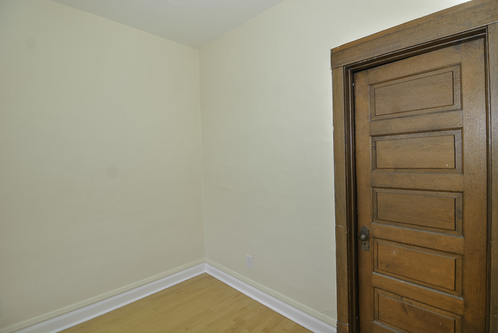 2230 West Iowa Street, Unit 3 Chicago, IL 60622 - Photo 11 of 19 a small space with wooden floor