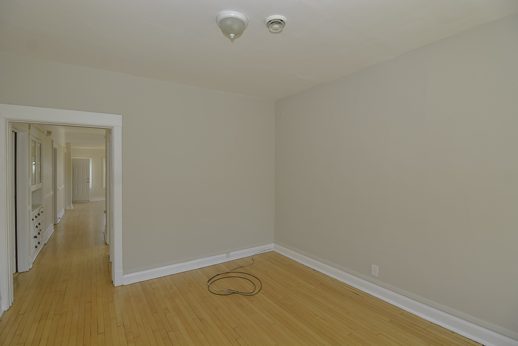 2230 West Iowa Street, Unit 3 Chicago, IL 60622 - Photo 9 of 19 a view of a room