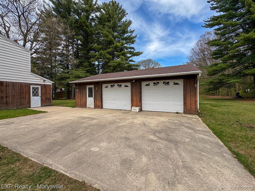 6470 Bryce Road North Street, MI 48049 - Photo 2 of 20