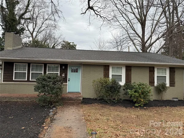 $2,380 | 3801 Sudbury Road, Charlotte, NC 28205