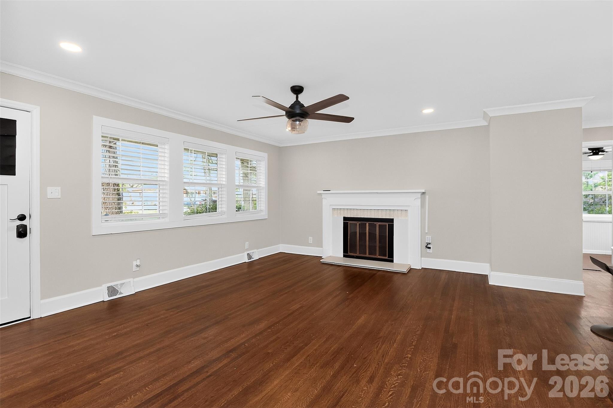 3801 Sudbury Road Charlotte, NC 28205 - Photo 3 of 21