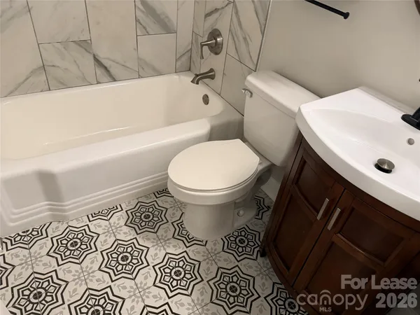 $2,380 | 3801 Sudbury Road, Charlotte, NC 28205