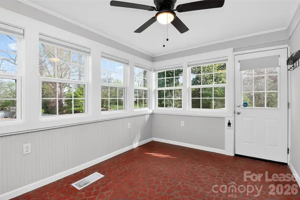 $2,380 | 3801 Sudbury Road, Charlotte, NC 28205