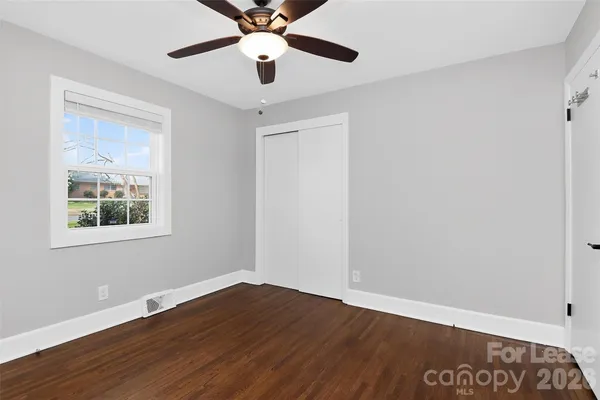 $2,380 | 3801 Sudbury Road, Charlotte, NC 28205