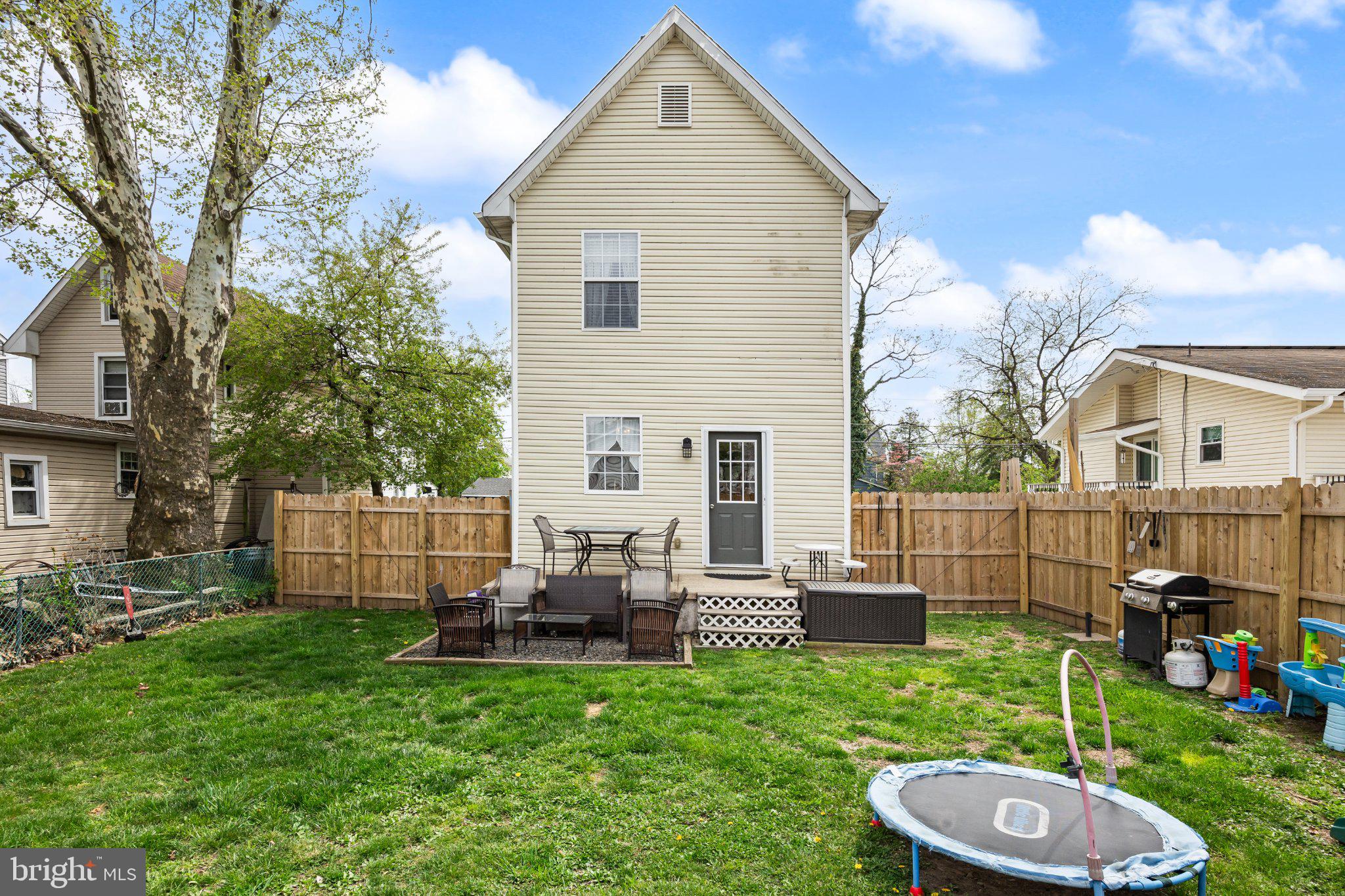 314 Washington Street Delanco, NJ 08075 - Photo 22 of 39 Charming backyard retreat awaits you!