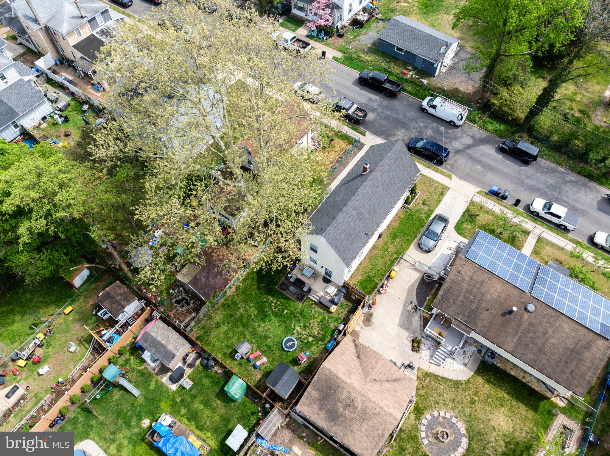314 Washington Street Delanco, NJ 08075 - Photo 33 of 39 Charming neighborhood oasis from above.