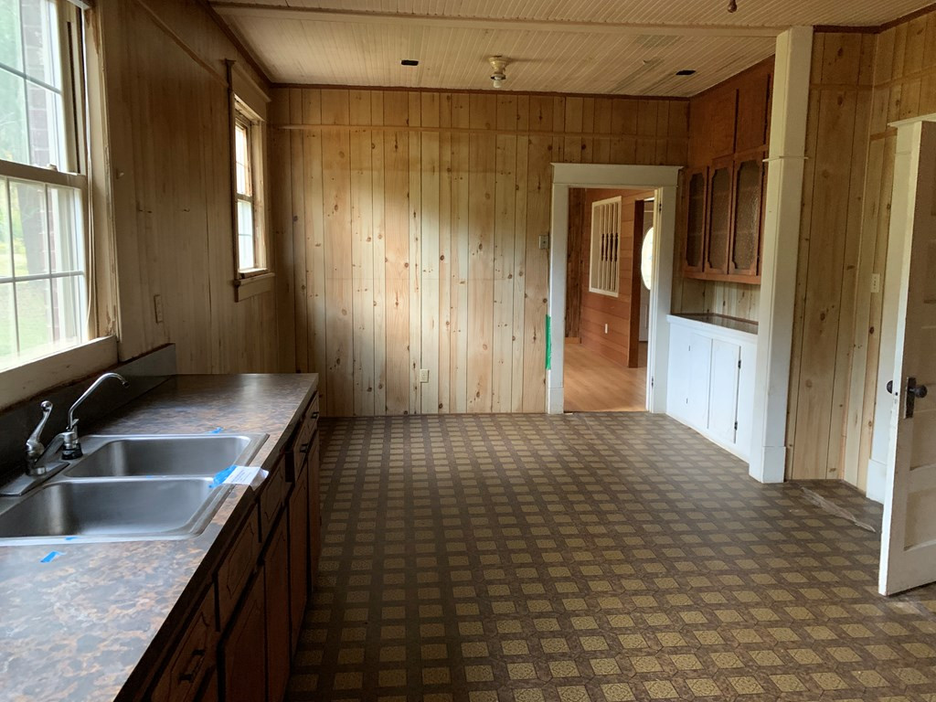 615 Addison Street Edgefield, SC 29824 - Photo 14 of 20 Gallery Image 14