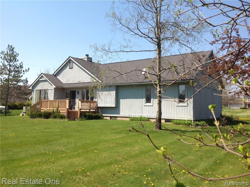 8795 Miller Road Clarkston, MI 48348 - Photo 8 of 30 image.jpeg