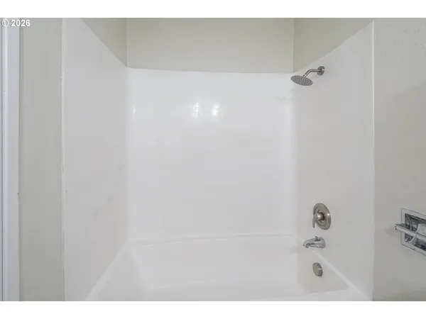 $314,500 | 8315 Southwest Shenandoah Way, Tualatin, OR 97062