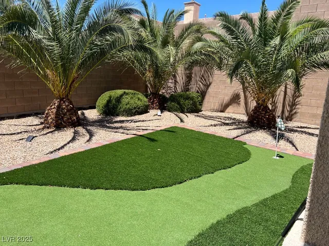 $989,000 | 2752 Kilwinning Drive, Henderson, NV 89044