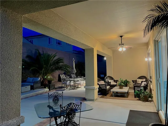 $989,000 | 2752 Kilwinning Drive, Henderson, NV 89044