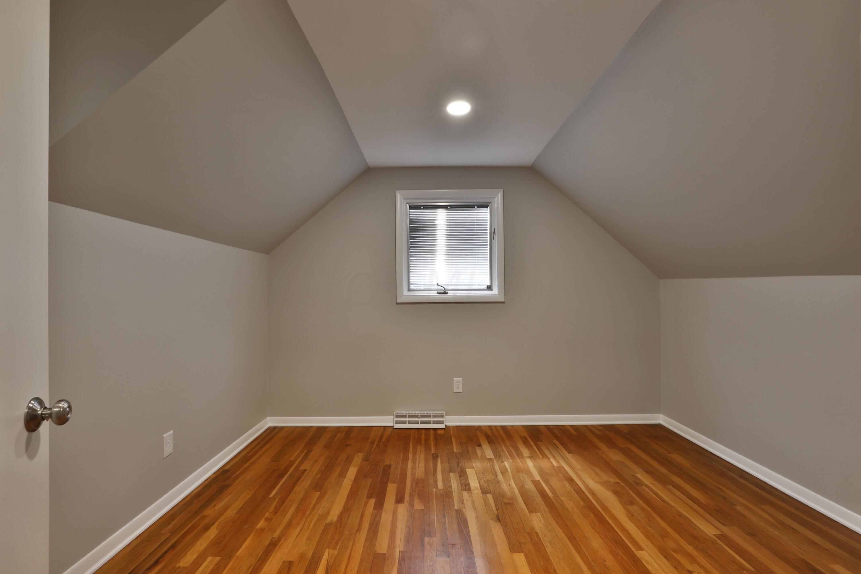 1135 Belden Road Columbus, OH 43229 - Photo 22 of 33 Bed4