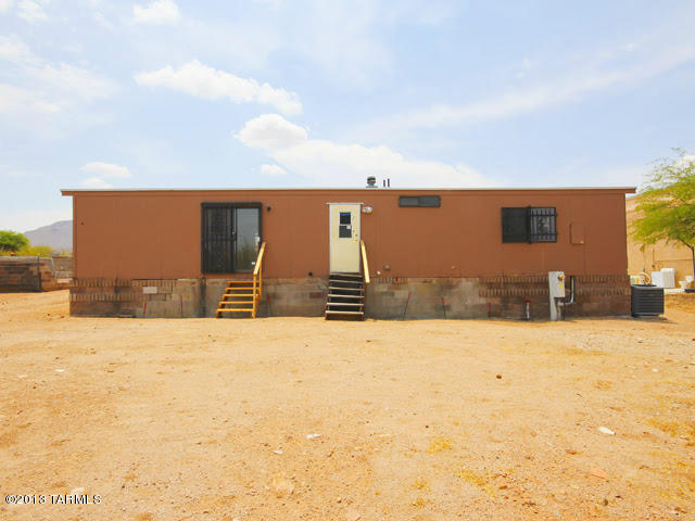 10025 West Rudasill Road Tucson, AZ 85743 - Photo 1 of 39