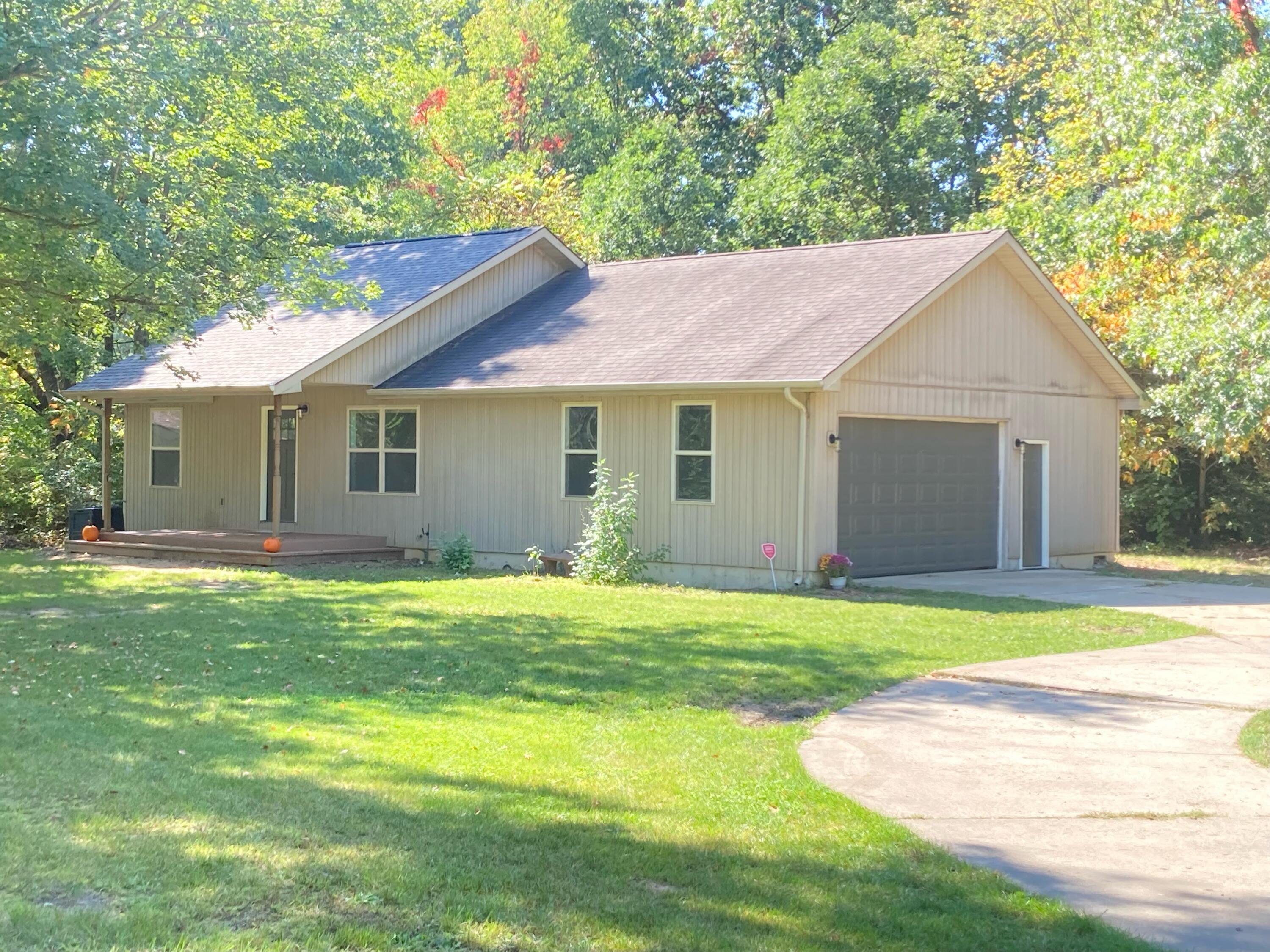 1910 Fulkerson Road Niles, MI 49120 - Photo 1 of 19 1 Primary