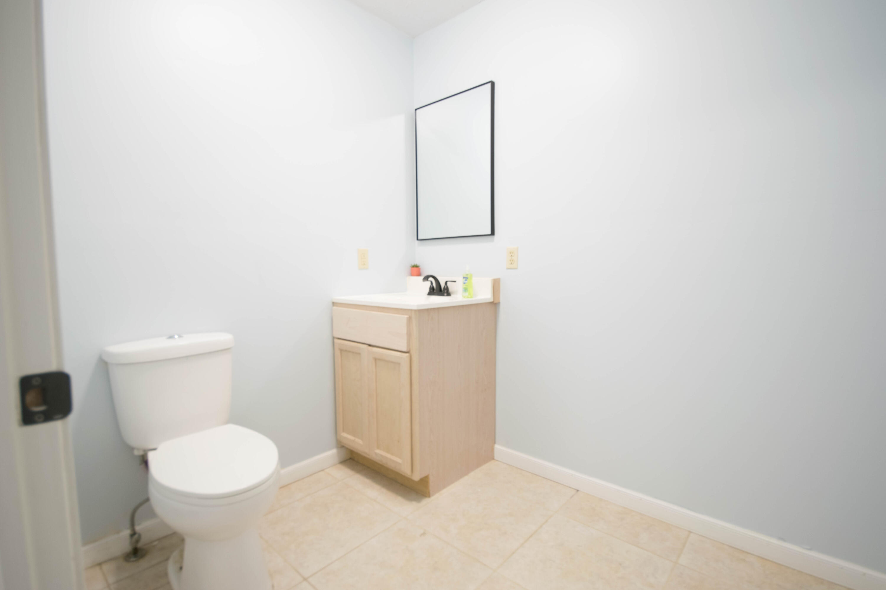 1910 Fulkerson Road Niles, MI 49120 - Photo 17 of 19 Powder Room