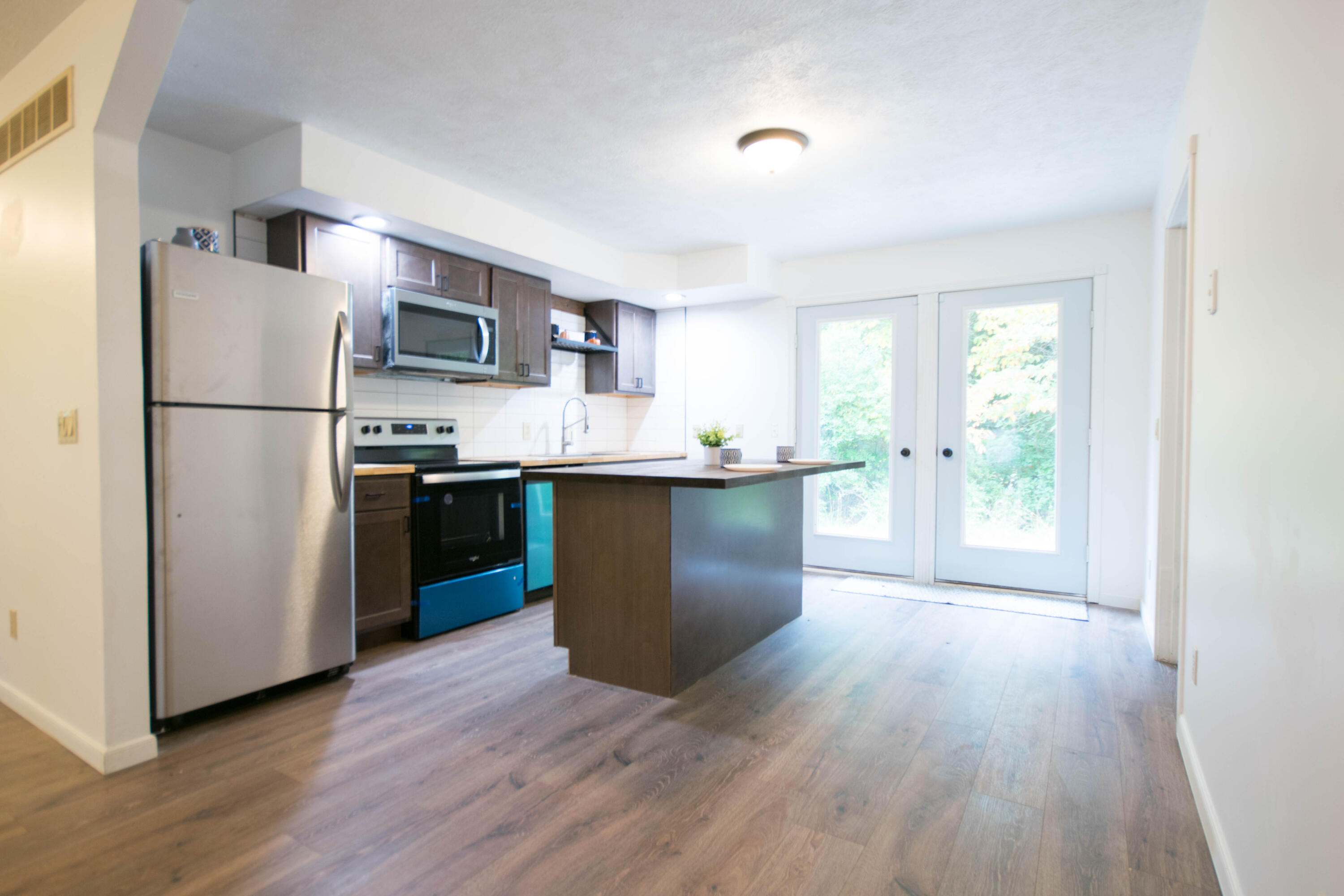 1910 Fulkerson Road Niles, MI 49120 - Photo 6 of 19 Kitchen