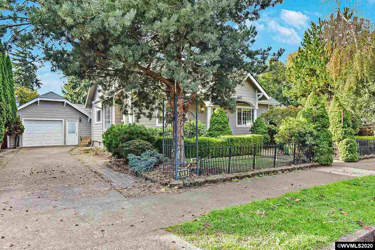 418 Southeast Denver Street Albany, OR 97321 - Photo 1 of 41 Gallery Image 1