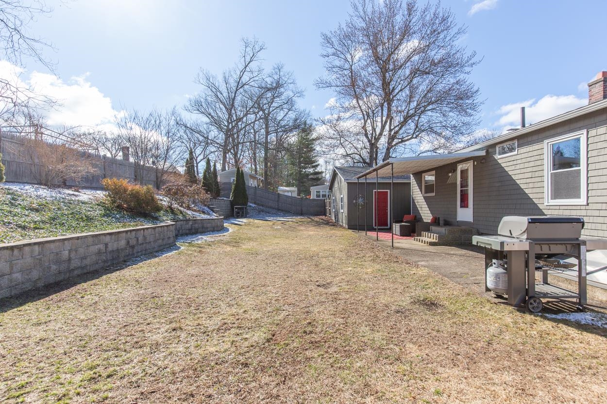 25 Meade Street Nashua, NH 03064 - Photo 42 of 49