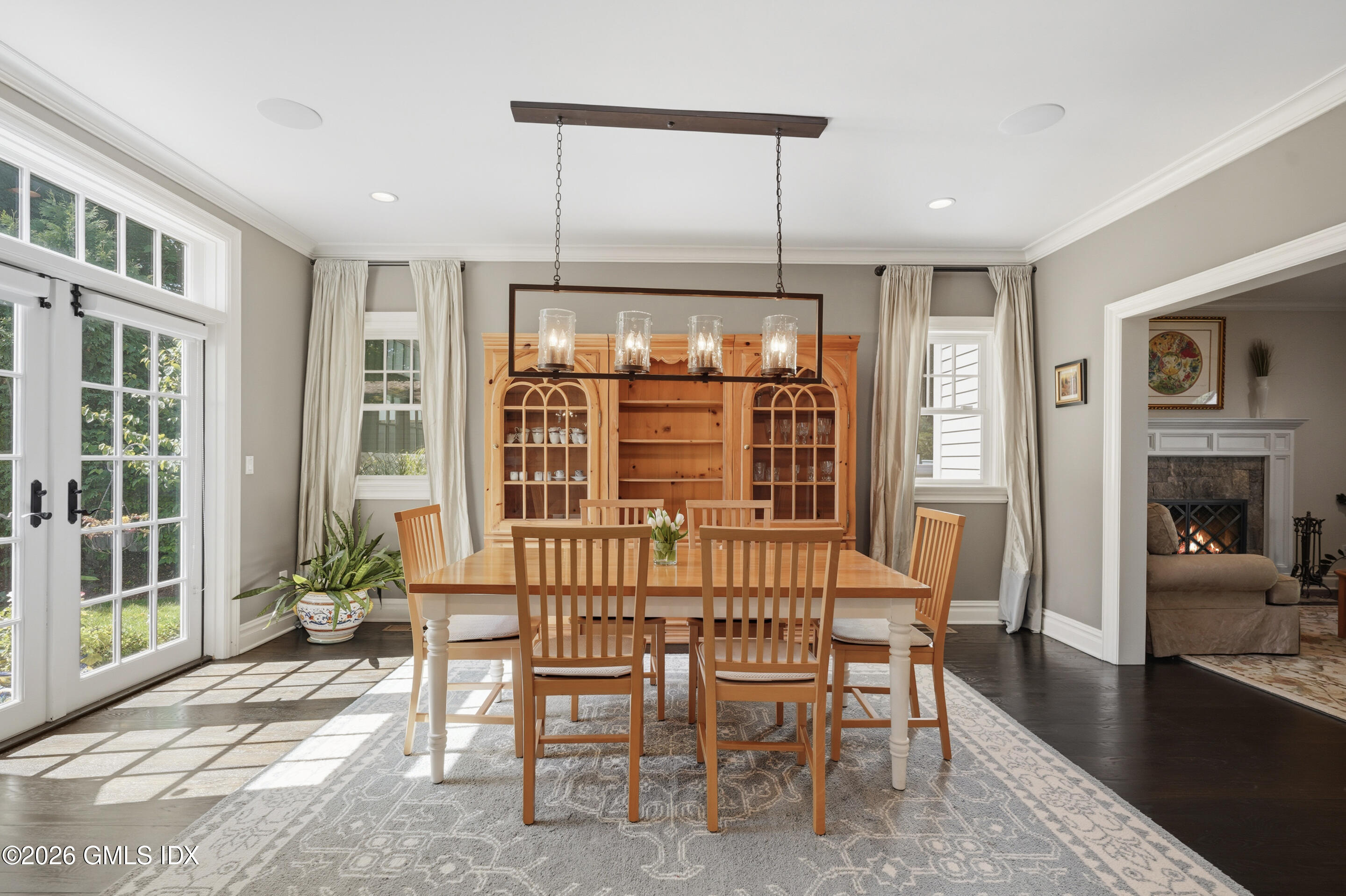 23 Riverside Lane Riverside, CT 06878 - Photo 12 of 31 Dining Room