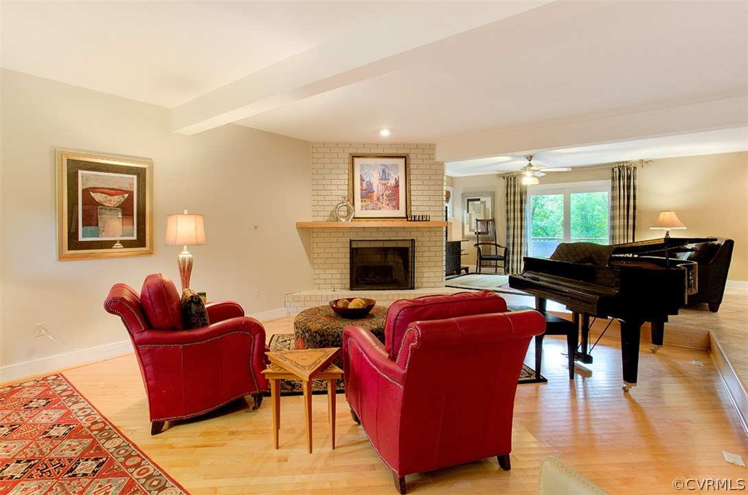 2950 Queenswood Road Midlothian, VA 23113 - Photo 5 of 50 Living Room