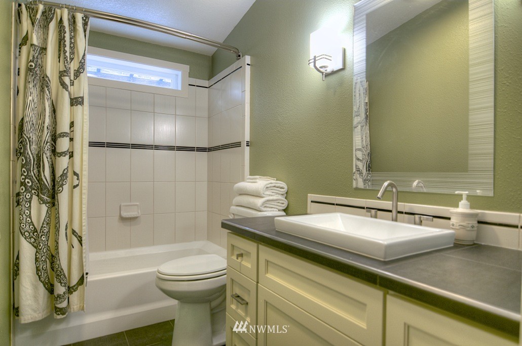 16728 Littlerock Road Southwest Rochester, WA 98579 - Photo 12 of 21