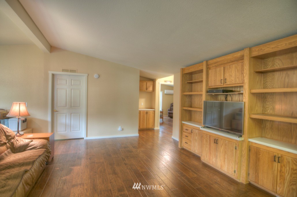 16728 Littlerock Road Southwest Rochester, WA 98579 - Photo 6 of 21