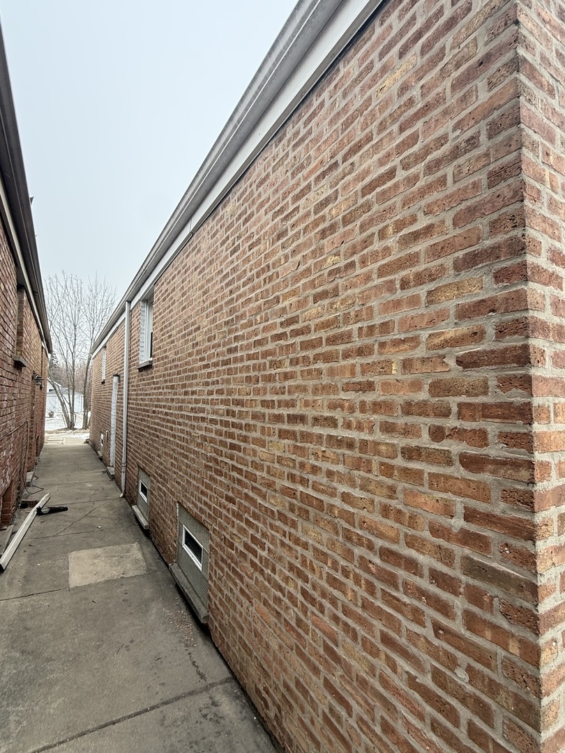 1308 West 108th Street Chicago, IL 60643 - Photo 15 of 16