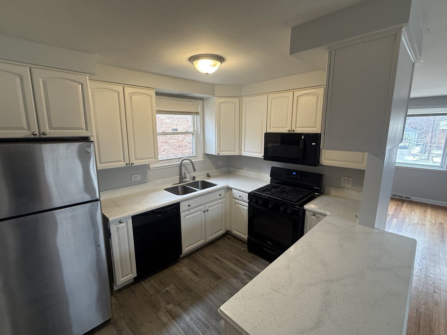 1308 West 108th Street Chicago, IL 60643 - Photo 2 of 16
