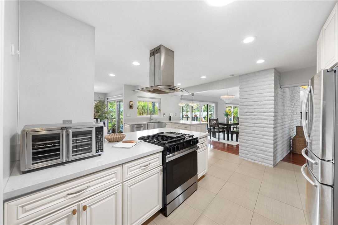 1773 Ivy Road Oceanside, CA 92054 - Photo 27 of 53
