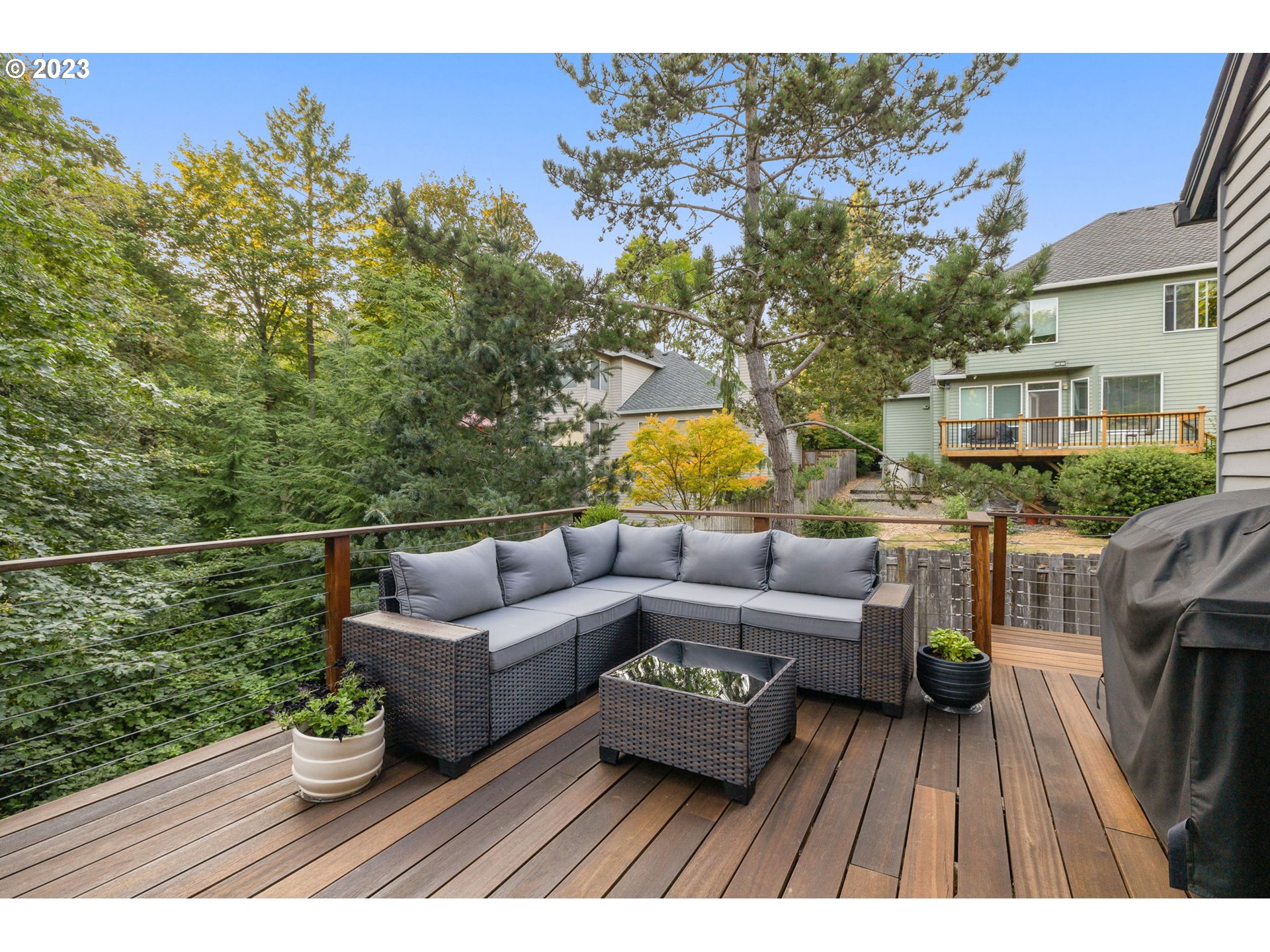 4806 Southwest Orchard Lane Portland, OR 97219 - Photo 28 of 35 a view of a couches in the balcony