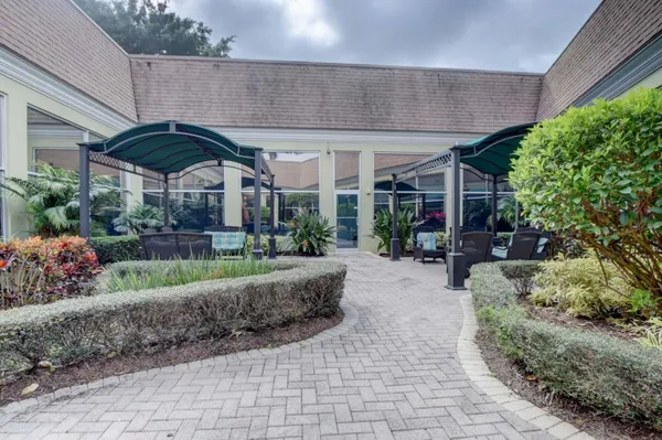 $1,695 | 360 Flanders Drive, Unit H, Delray Beach, FL 33484