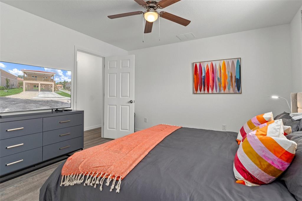 10234 West Middleburg Loop, Unit 152 Homosassa, FL 34448 - Photo 16 of 28 a bedroom with a bed and window