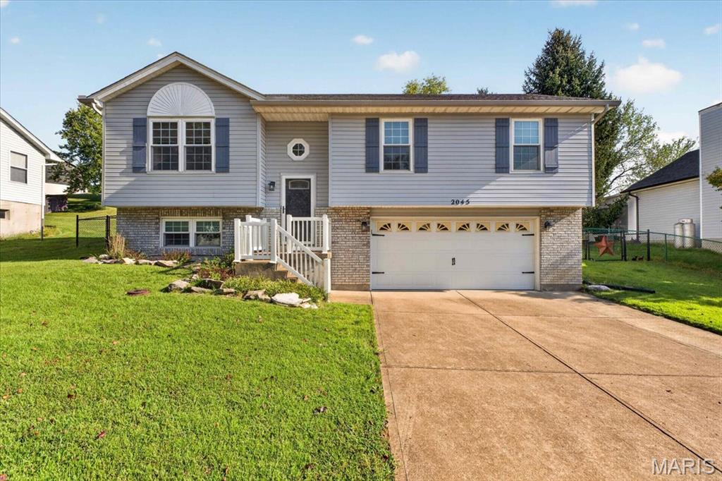2045 Rosedale Court Arnold, MO 63010 - Photo 1 of 34 Gallery Image 1