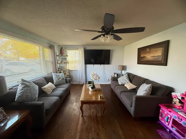 $249,900 | 510 East 700 North, Howe, IN 46746