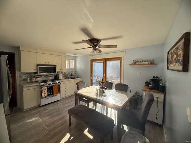 $249,900 | 510 East 700 North, Howe, IN 46746