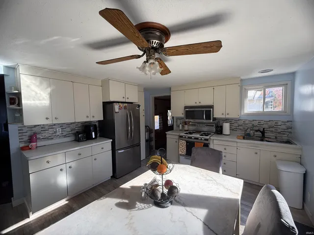 $249,900 | 510 East 700 North, Howe, IN 46746