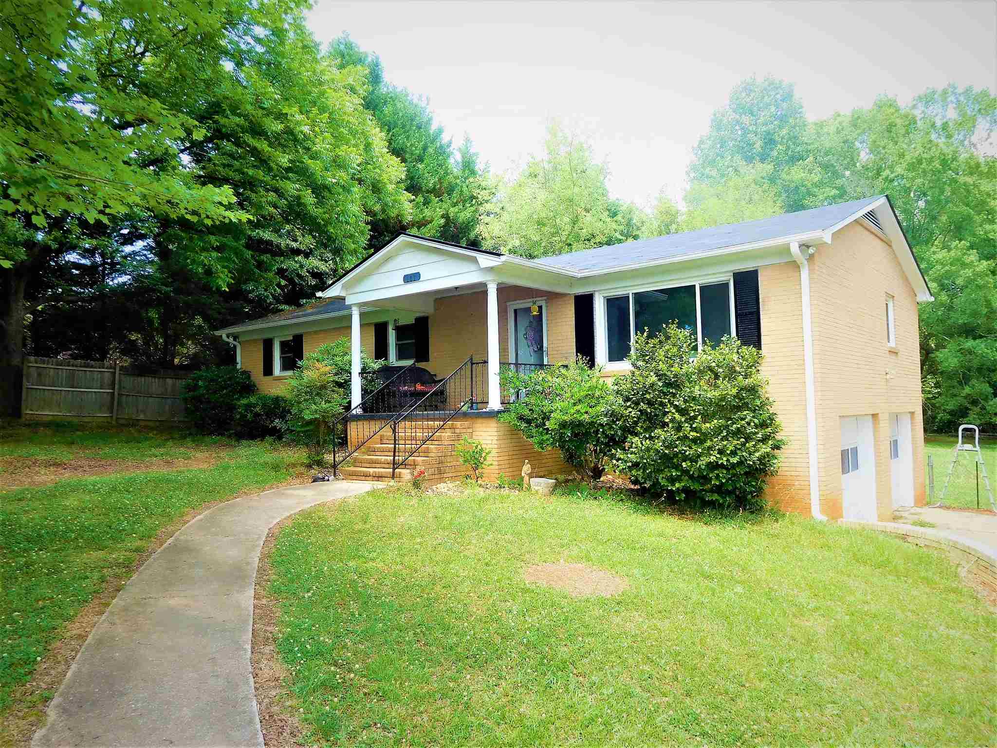 111 Country Club Road Gaffney, SC 29340 - Photo 1 of 15 Gallery Image 1
