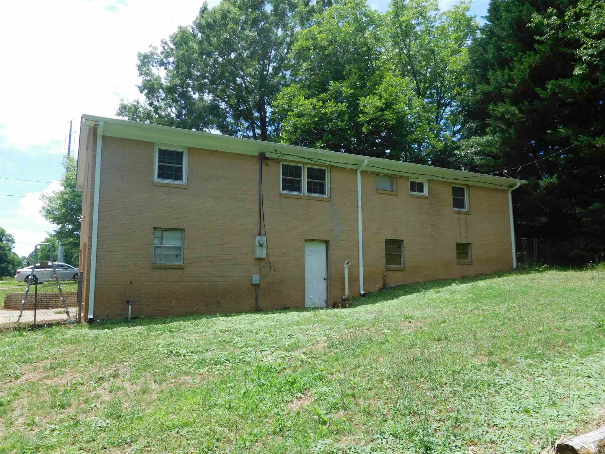 111 Country Club Road Gaffney, SC 29340 - Photo 10 of 15 Gallery Image 10