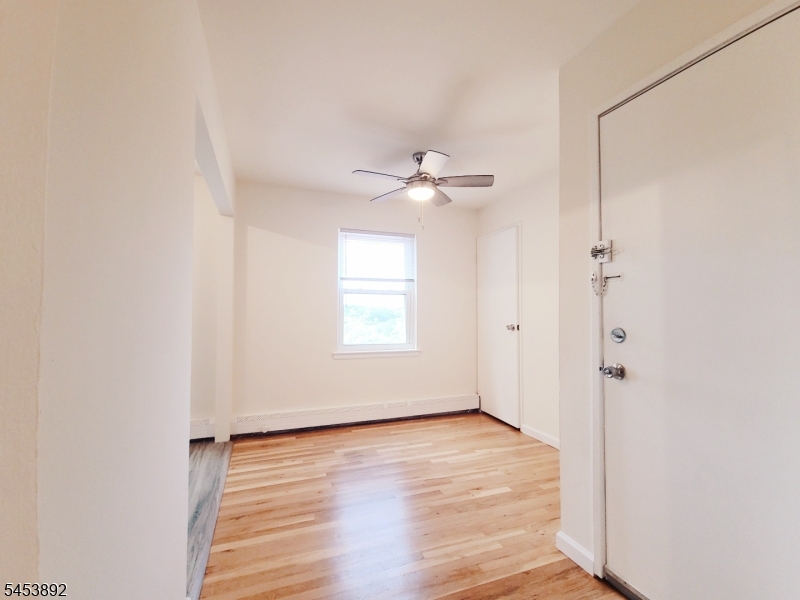 93 Fox Road, Unit 3B Edison, NJ 08817 - Photo 8 of 21 Gallery Image 8