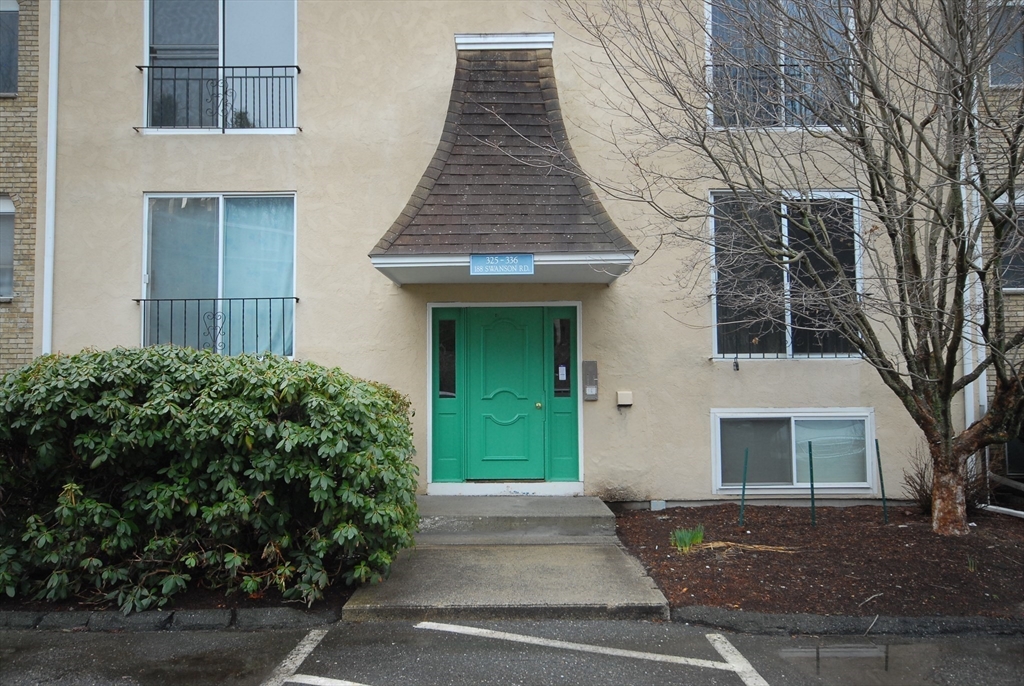188 Swanson Road, Unit 330 Boxborough, MA 01719 - Photo 15 of 18 front view of a house