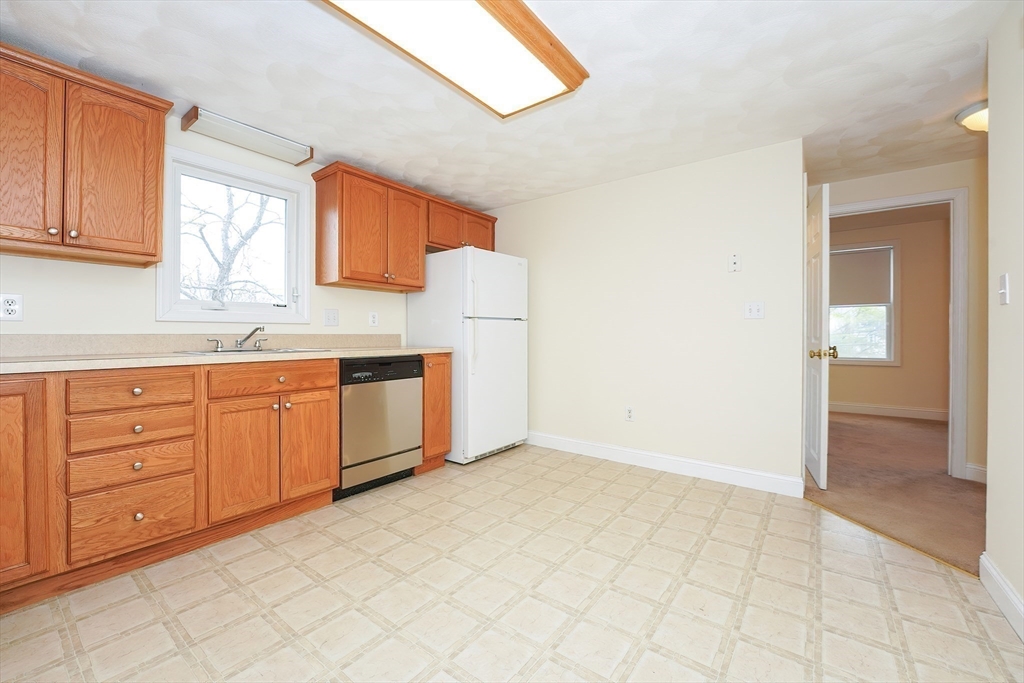 102 Parker Road Wakefield, MA 01880 - Photo 22 of 42 Gallery Image 22