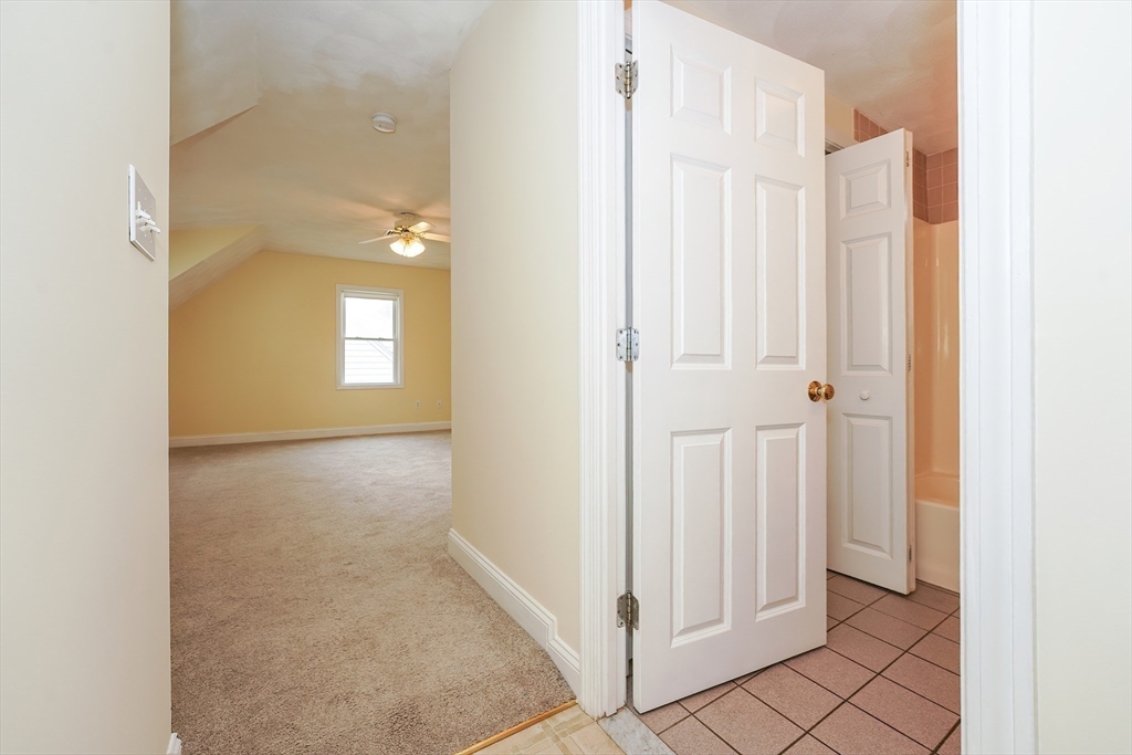 102 Parker Road Wakefield, MA 01880 - Photo 29 of 42 Gallery Image 29