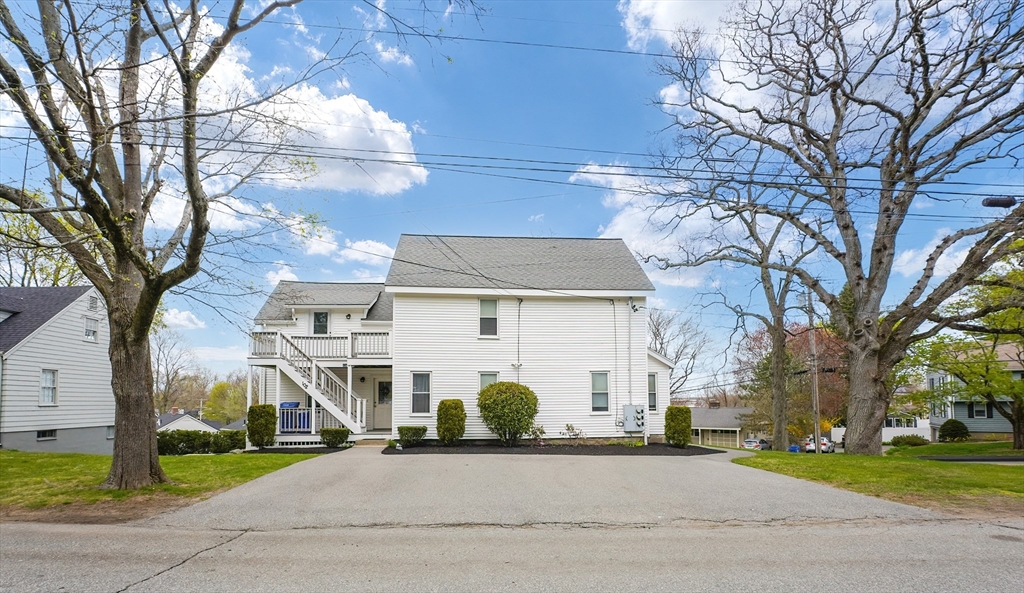102 Parker Road Wakefield, MA 01880 - Photo 3 of 42 Gallery Image 3