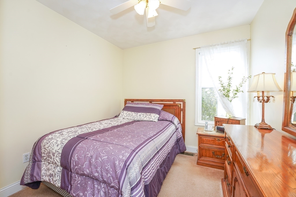 102 Parker Road Wakefield, MA 01880 - Photo 10 of 42 Gallery Image 10